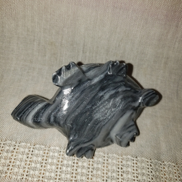 Vintage Hand carved marble turtle - Picture 6 of 6